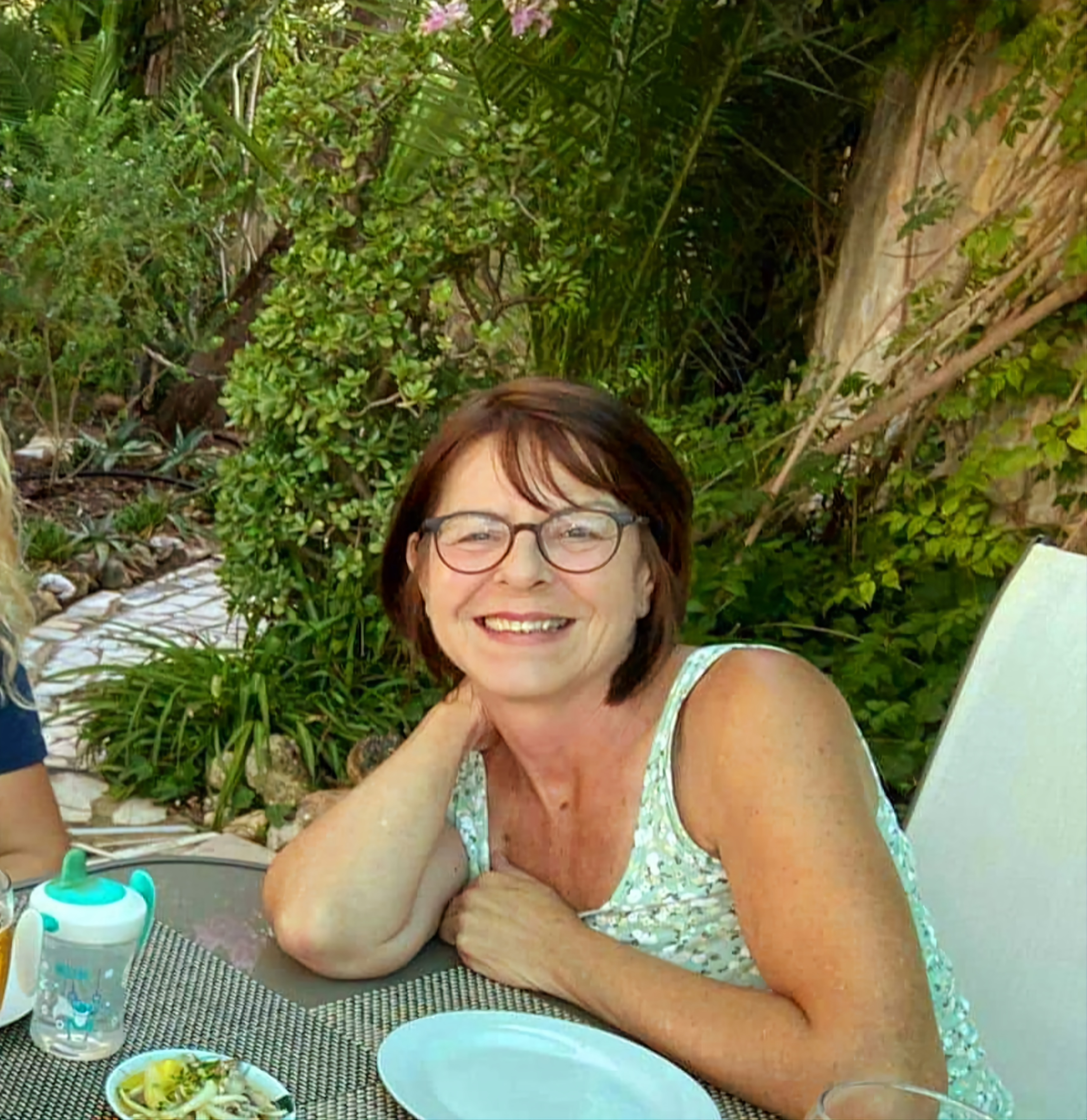 Britta Lesch Marreiros, mehr als 20 Jahre Erfahrung in der Ferienhausvermietung und als Immobilienmaklerin in Lagos, Portugal Britta Lesch Marreiros, mehr als 20 Jahre Erfahrung in der Ferienhausvermietung und als Immobilienmaklerin in Lagos, Portugal