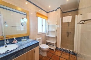 Villa Doce Vida Bathroom en suite